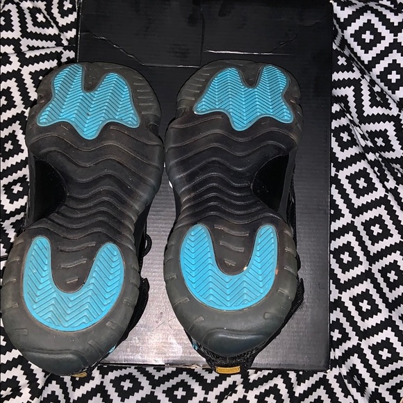 Retro Jordan 11’s (Gammas) - Picture 8 of 8
